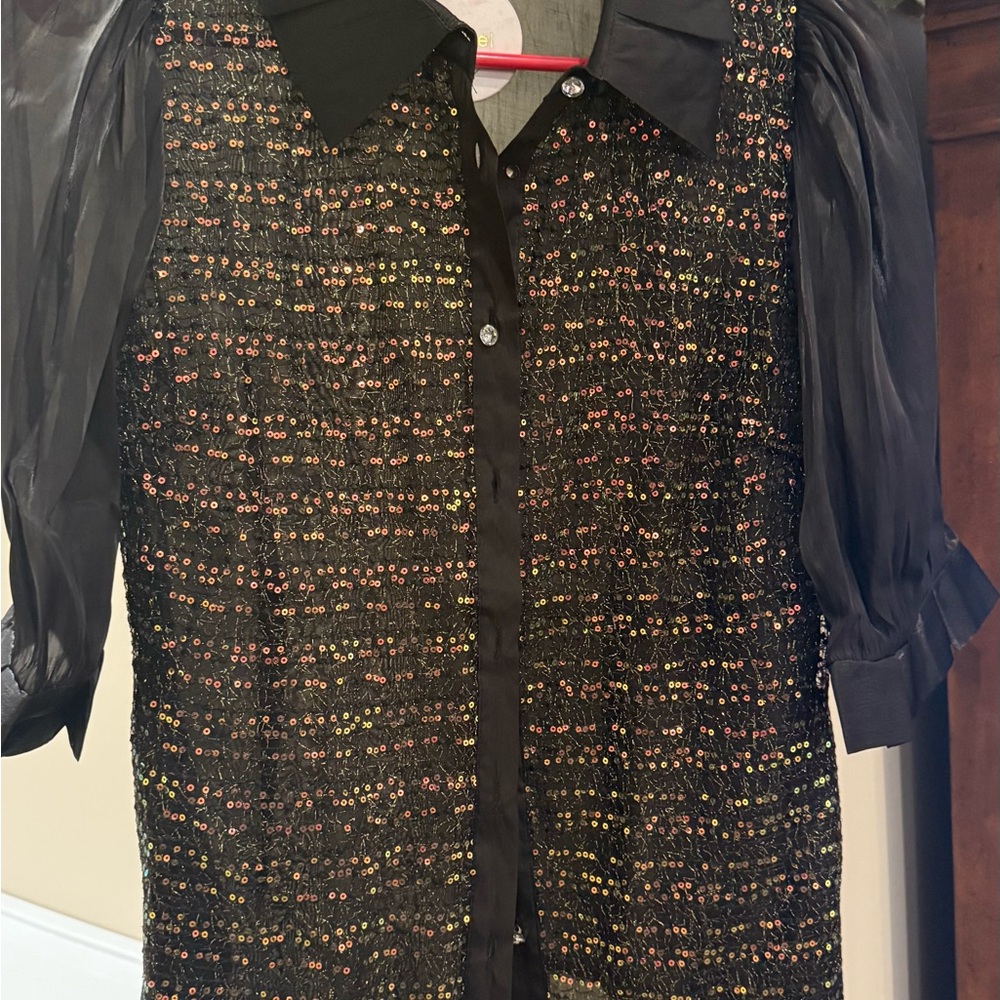 NWT Pastel- Sheer Sleeve Sequin Blouse with crystal buttons SZ medium,black back
